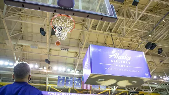 Season Preview: 'Equal Opportunity' For Young Huskies