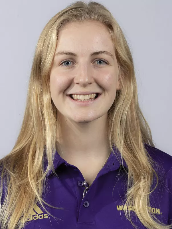 Bella Carter head shot