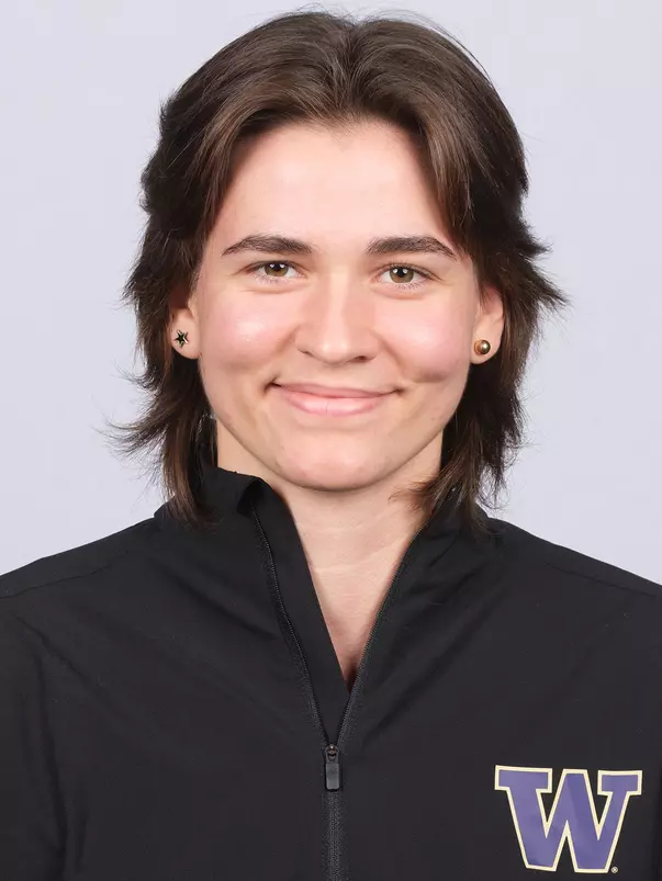 Intern coach Tabea Schendekehl