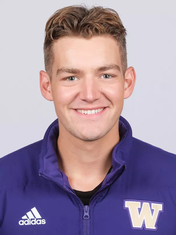 University of Washington rowing teams headshots at Conibear Shellhouse on Monday, October 4, 2021, in Seattle. (Stephen Brashear/Red Box Pictures)