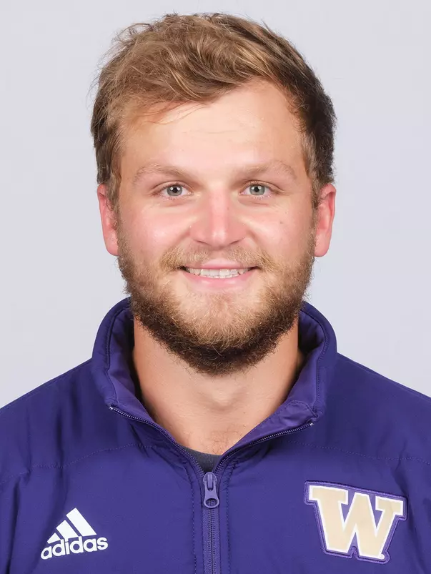 University of Washington rowing teams headshots at Conibear Shellhouse on Monday, October 4, 2021, in Seattle. (Stephen Brashear/Red Box Pictures)