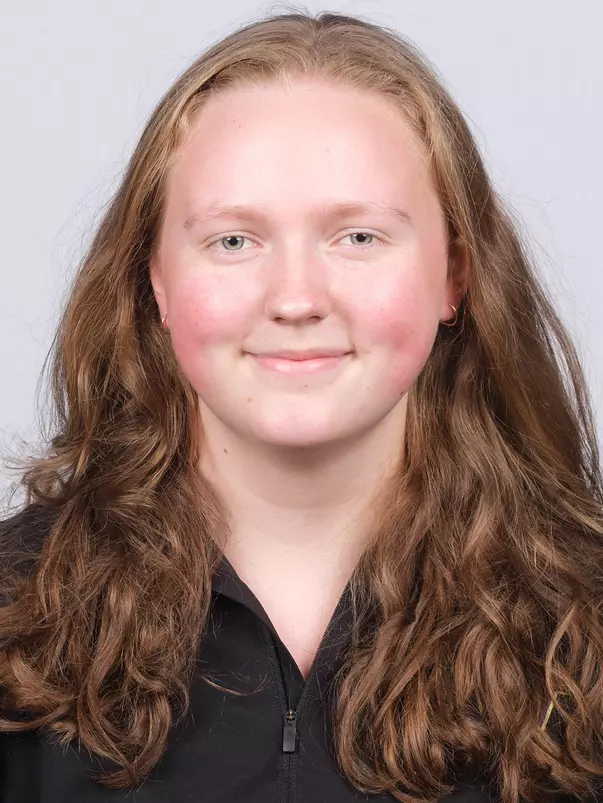 University of Washington rowing teams headshots at Conibear Shellhouse on Monday, October 4, 2021, in Seattle. (Stephen Brashear/Red Box Pictures)
