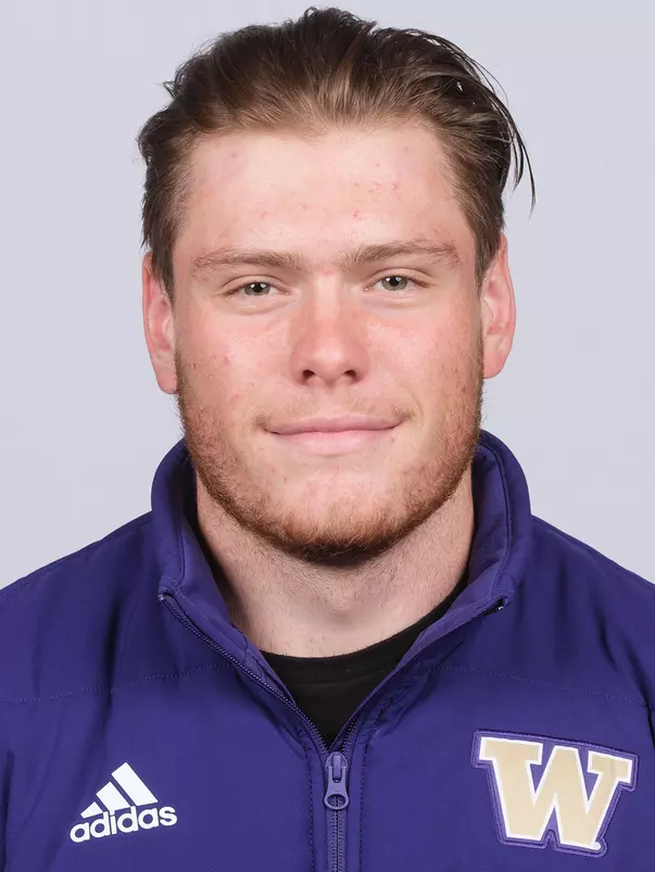 University of Washington rowing teams headshots at Conibear Shellhouse on Monday, October 4, 2021, in Seattle. (Stephen Brashear/Red Box Pictures)