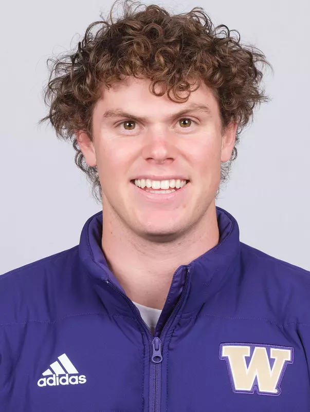 University of Washington rowing teams headshots at Conibear Shellhouse on Monday, October 4, 2021, in Seattle. (Stephen Brashear/Red Box Pictures)