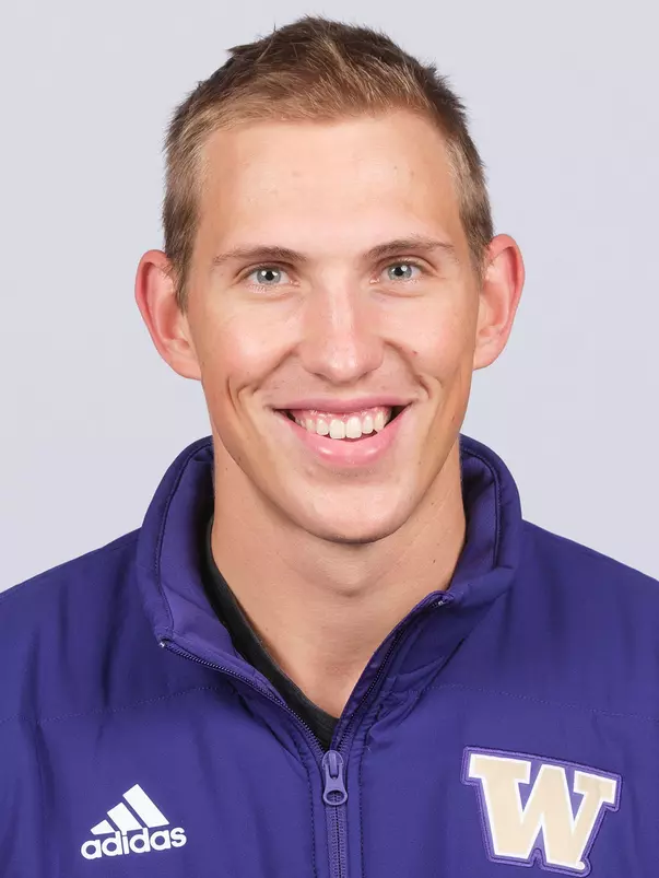 University of Washington rowing teams headshots at Conibear Shellhouse on Monday, October 4, 2021, in Seattle. (Stephen Brashear/Red Box Pictures)