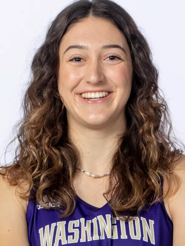 The 2023-24 University of Washington beach volleyball team on September 25, 2023. (Photography by Scott Eklund/Red Box Pictures)