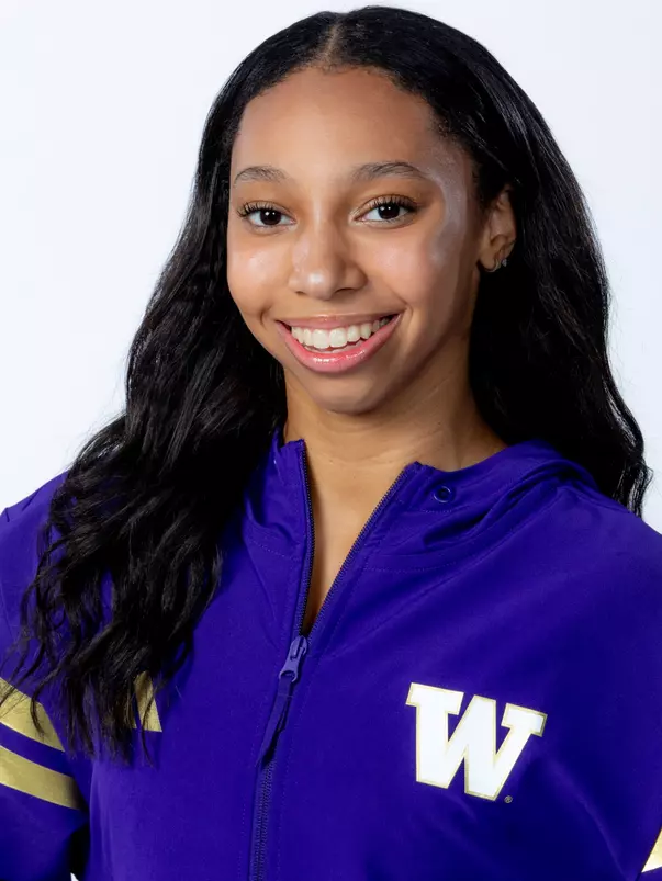 The 2023-24 University of Washington gymnastics team on September 26, 2023. (Photography by Scott Eklund/Red Box Pictures)
