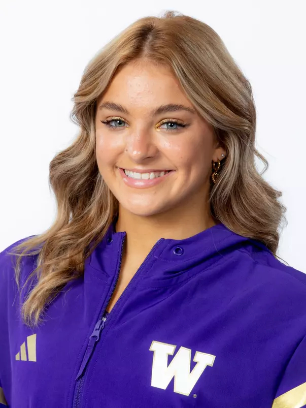 The 2023-24 University of Washington gymnastics team on September 26, 2023. (Photography by Scott Eklund/Red Box Pictures)