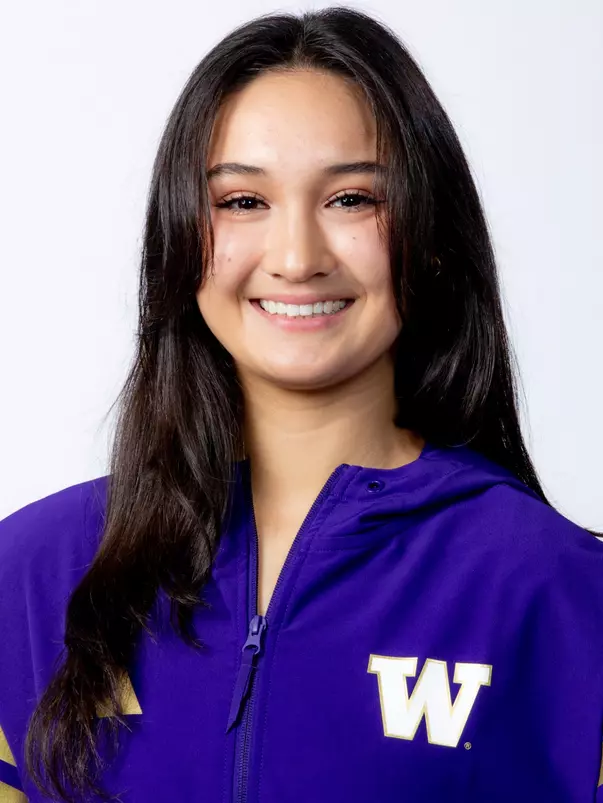 The 2023-24 University of Washington gymnastics team on September 26, 2023. (Photography by Scott Eklund/Red Box Pictures)