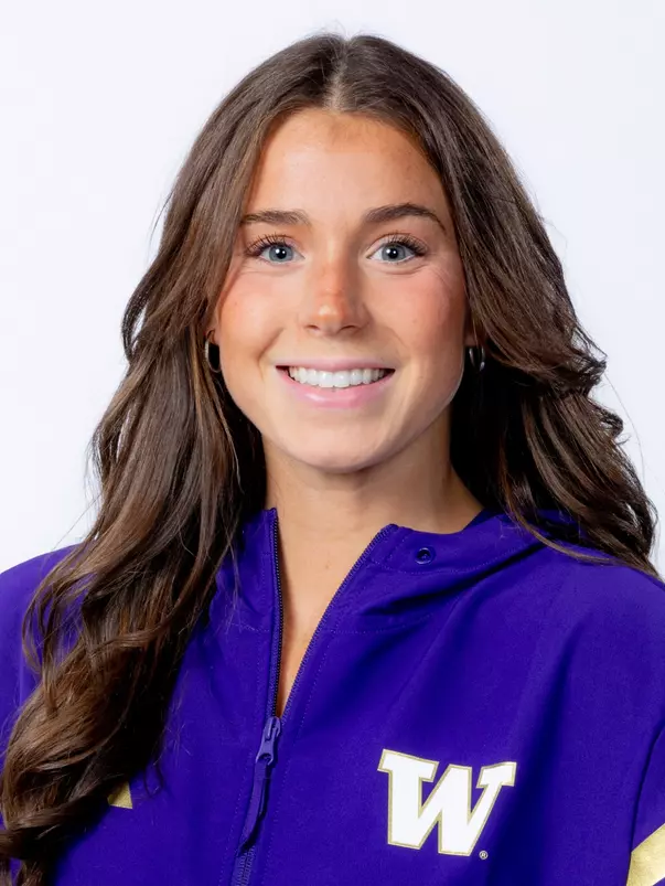 The 2023-24 University of Washington gymnastics team on September 26, 2023. (Photography by Scott Eklund/Red Box Pictures)