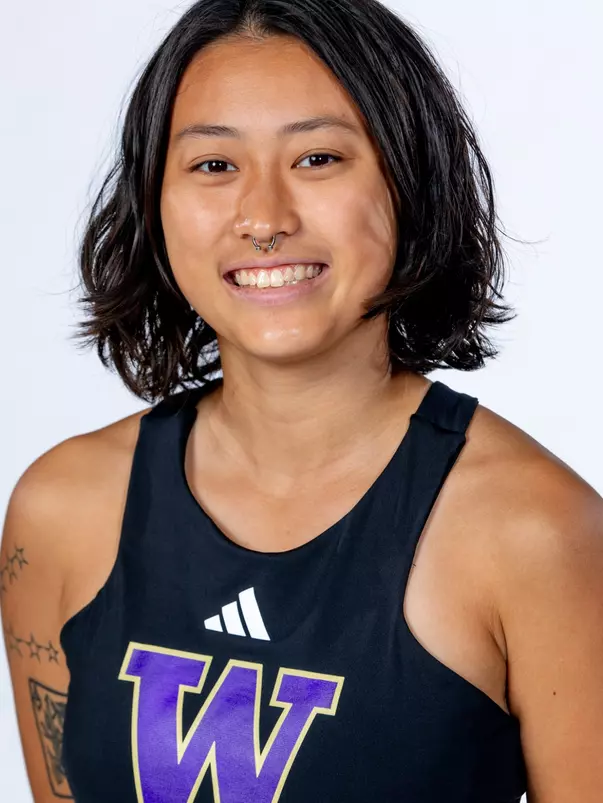 The 2023-24 University of Washington women’s tennis team on September 29, 2023. (Photography by Scott Eklund/Red Box Pictures)