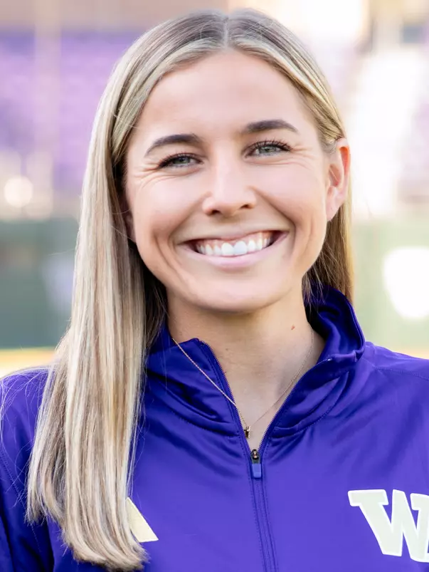 Sis Bates Fall Headshot