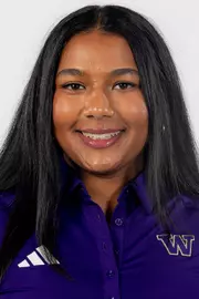 The 2023-24 University of Washington women’s golf team on September 5, 2023. (Photography by Scott Eklund/Red Box Pictures)