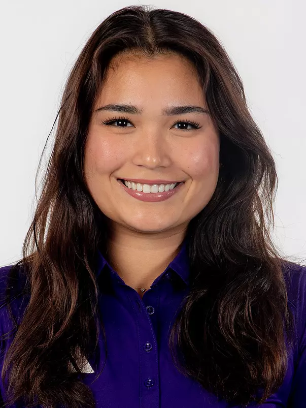 The 2023-24 University of Washington women’s golf team on September 5, 2023. (Photography by Scott Eklund/Red Box Pictures)