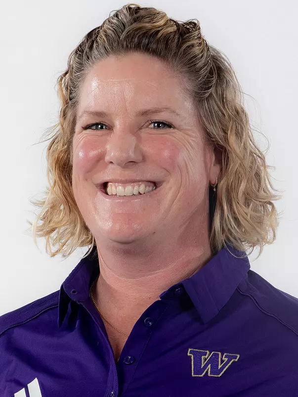 The 2023-24 University of Washington women’s golf team on September 5, 2023. (Photography by Scott Eklund/Red Box Pictures)