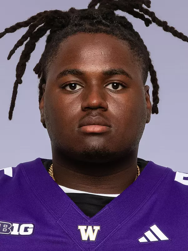 Annas Davis 2024 head shot