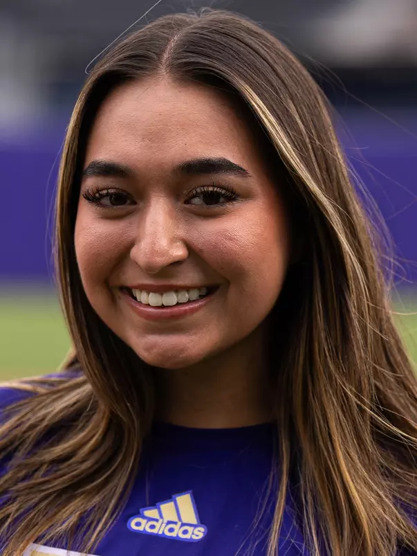 Isa Cervantes Fall 2024 Headshot