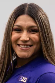Alycia Flores Headshot
