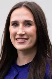 Haley Winckler Headshot