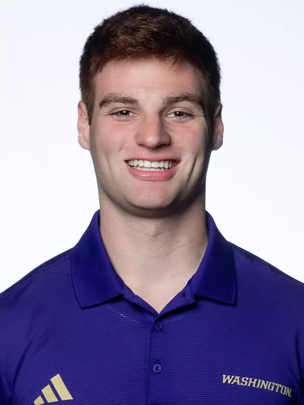 The University of Washington men’s rowing headshots on September 19, 2025. (Photography by Scott Eklund/Red Box Pictures)