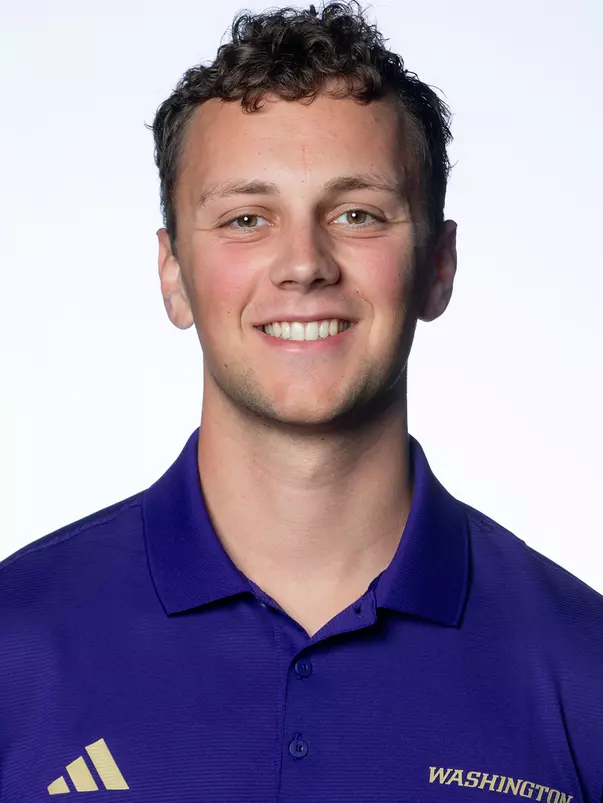 The University of Washington men’s rowing headshots on September 19, 2025. (Photography by Scott Eklund/Red Box Pictures)