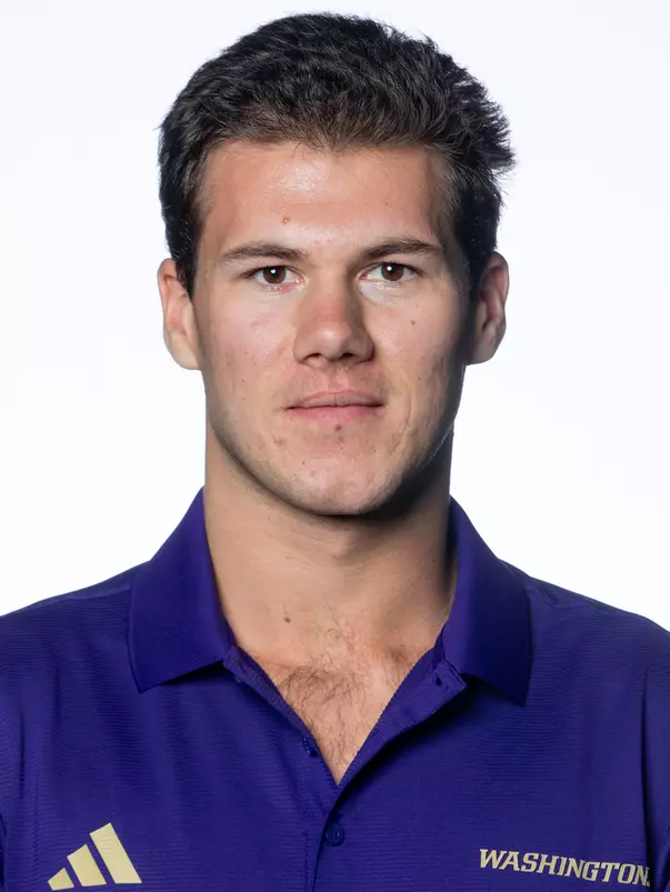 The University of Washington men’s rowing headshots on September 19, 2025. (Photography by Scott Eklund/Red Box Pictures)