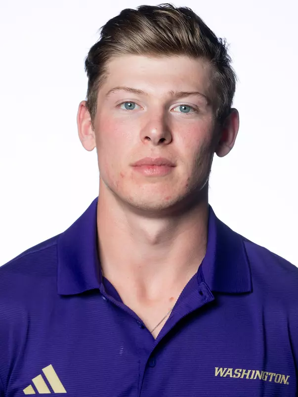 The University of Washington men’s rowing headshots on September 19, 2025. (Photography by Scott Eklund/Red Box Pictures)