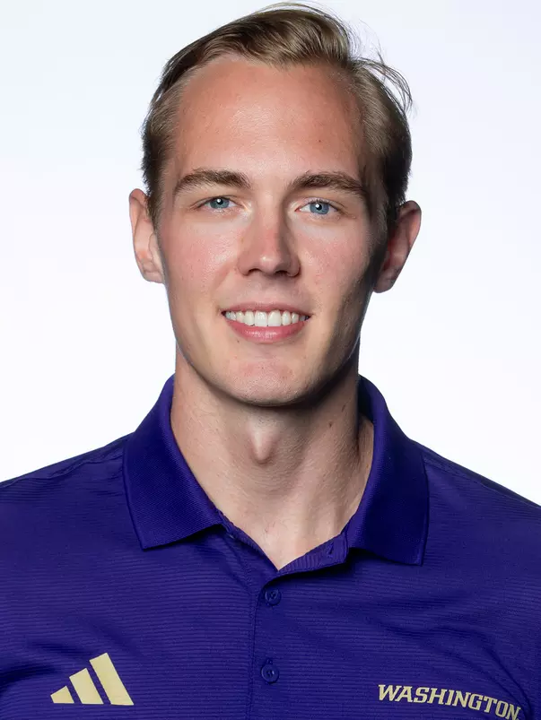 The University of Washington men’s rowing headshots on September 19, 2025. (Photography by Scott Eklund/Red Box Pictures)