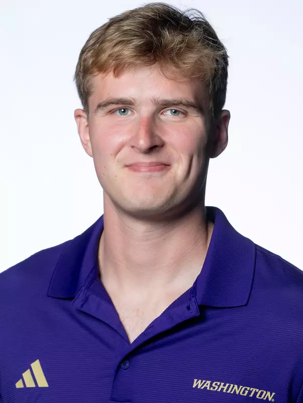 The University of Washington men’s rowing headshots on September 19, 2025. (Photography by Scott Eklund/Red Box Pictures)