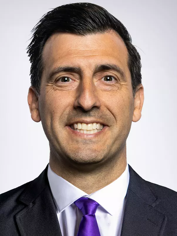 Matt Hayes Headshot New