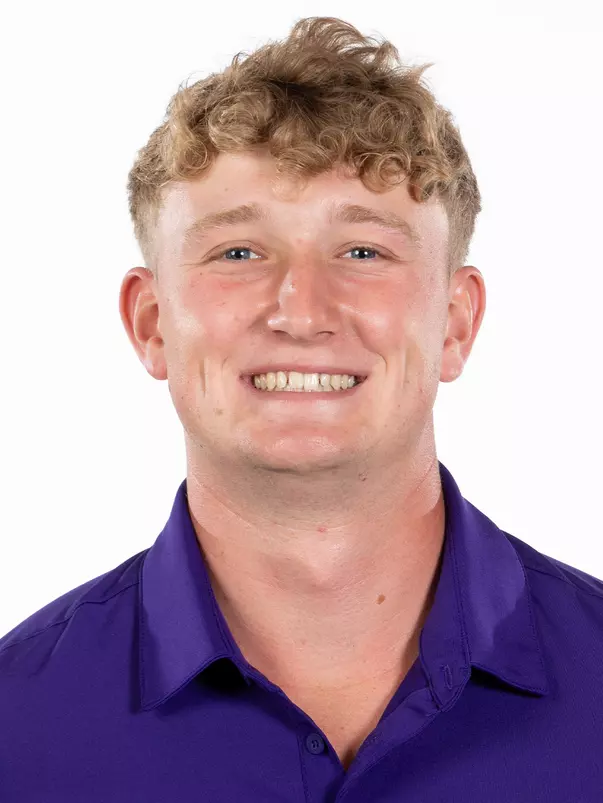 Finn Koelle Headshot