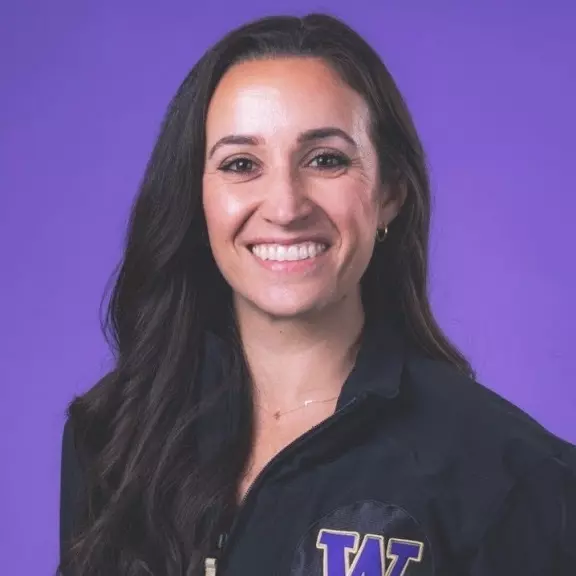 Lizzy Harman Headshot