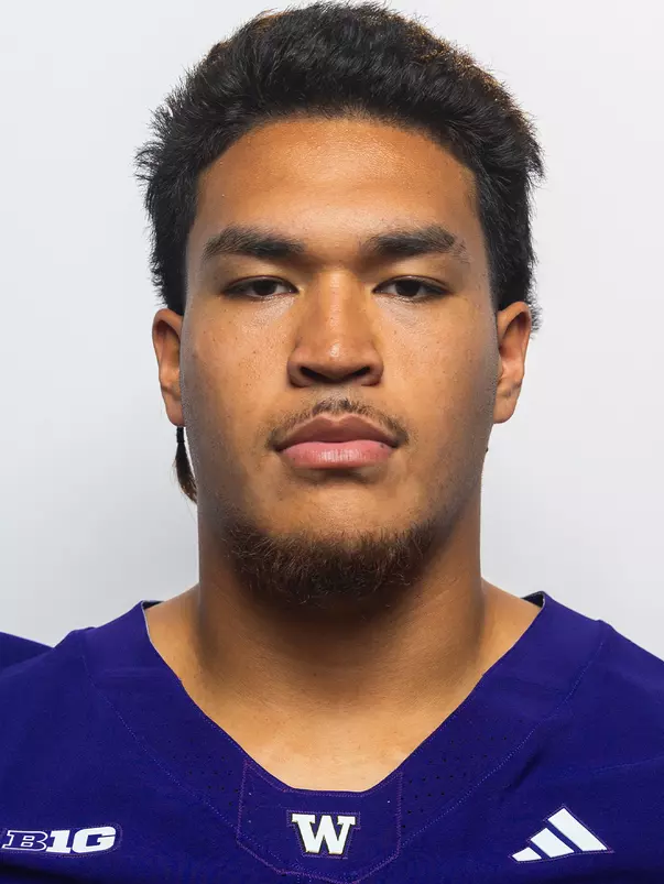 Kekua Aumua Headshot