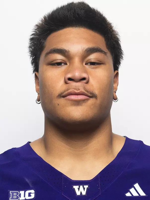 TI Umu-Cais Headshot