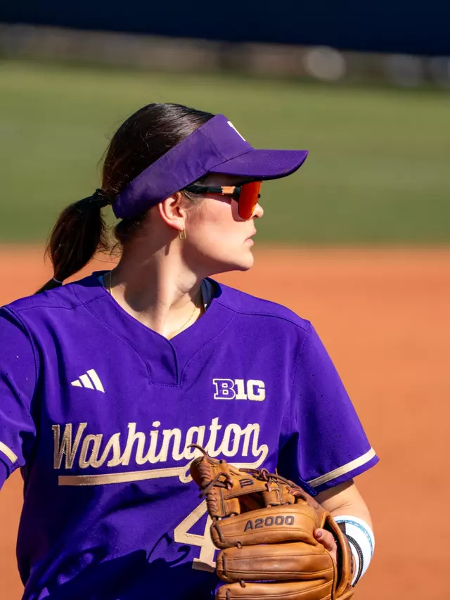 Washington softball vs. Texas at UTSA Invitational (Feb. 7, 2026)
