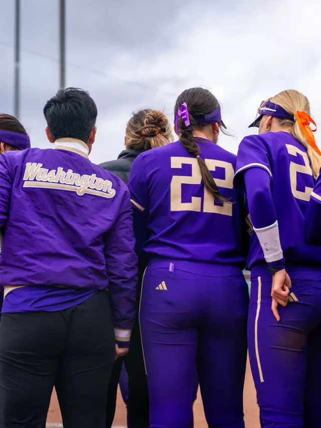 Washington softball at Santa Clara (Feb. 15, 2026)
