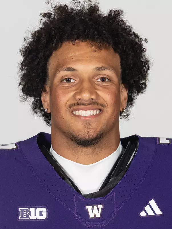 Dezmen Roebuck Headshot