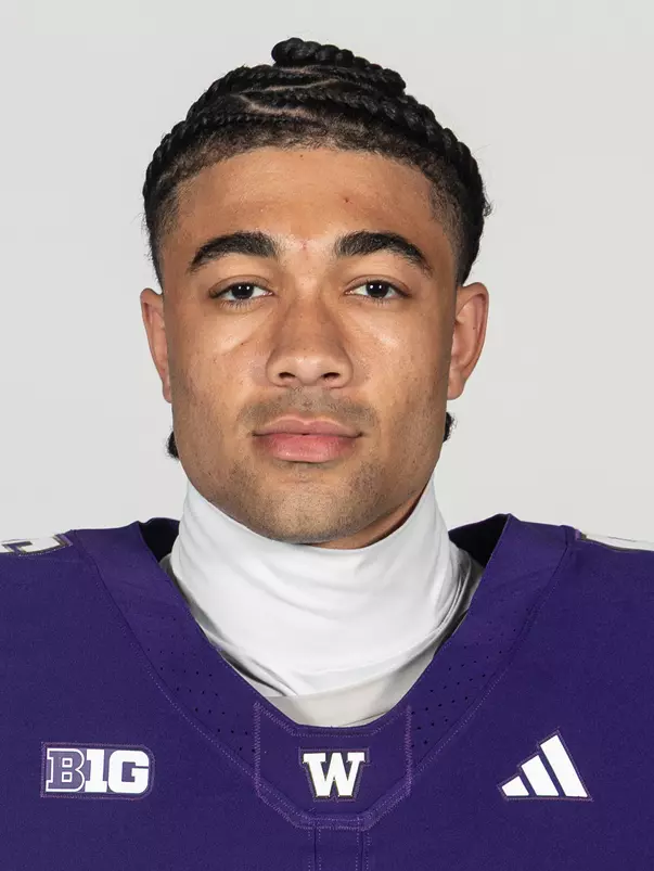 Dylan Robinson Headshot