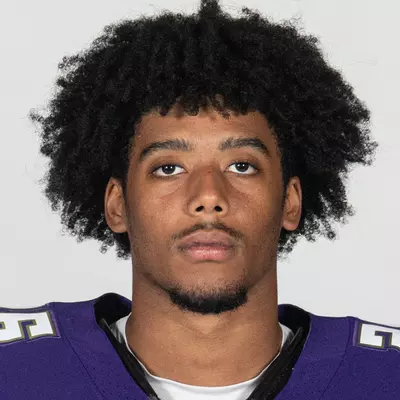 Elias Johnson headshot