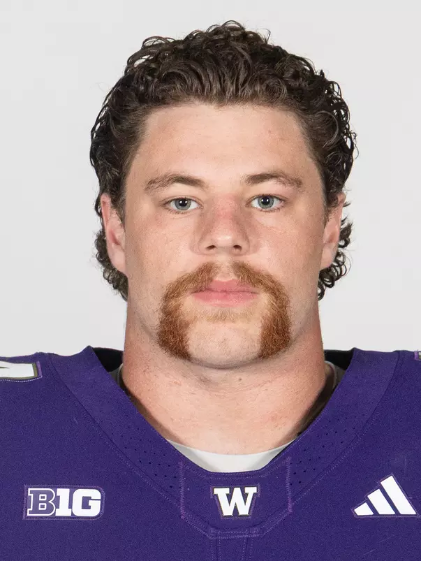 Hayden Moore Headshot
