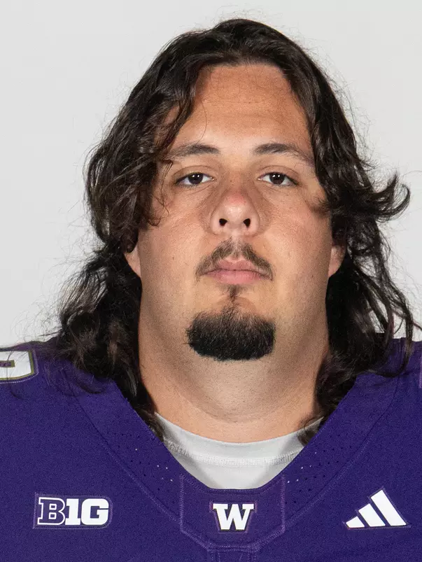 Jake Flores Headshot