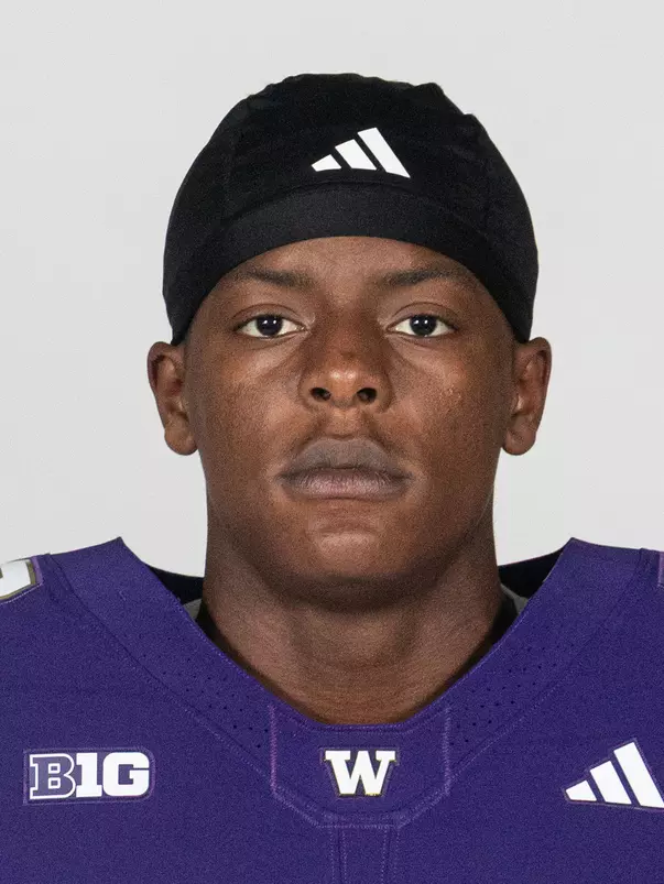 Russell Davis Headshot