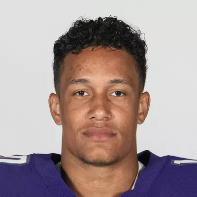 Xe'ree Alexander headshot