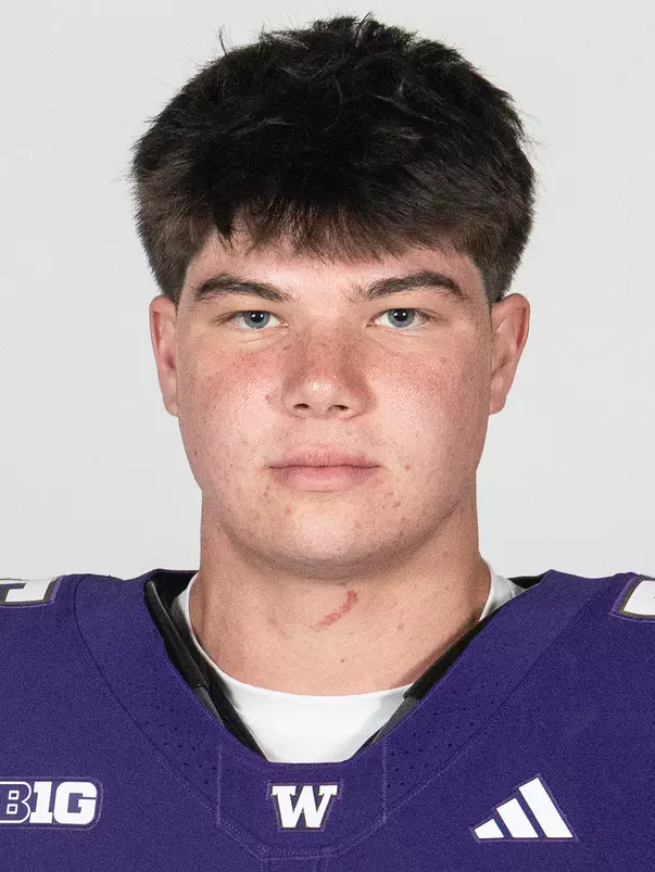 Decker DeGraaf new headshot