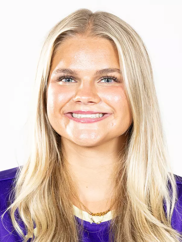 Maggie Dutra Headshot 2026