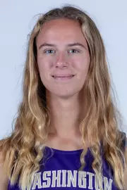 Emma Hohenauer Headshot