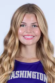 Zoe Pabaracus Headshot