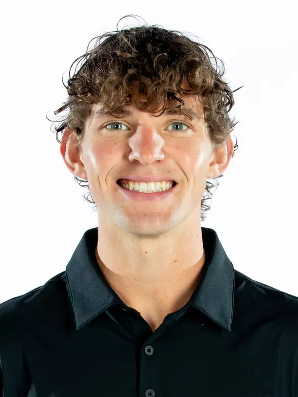 Parker Mong 2026-27 head shot