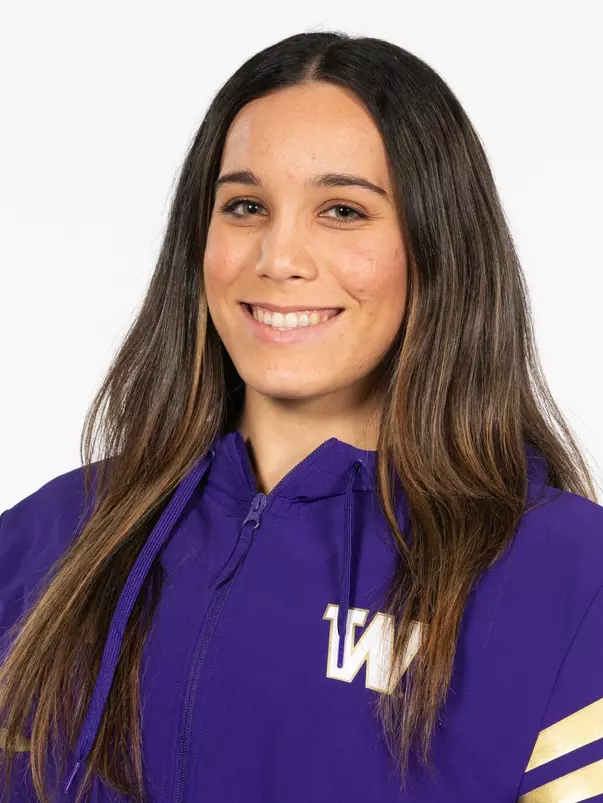 Elena Brian Headshot