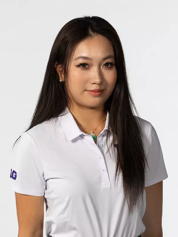 Athena Ni headshot